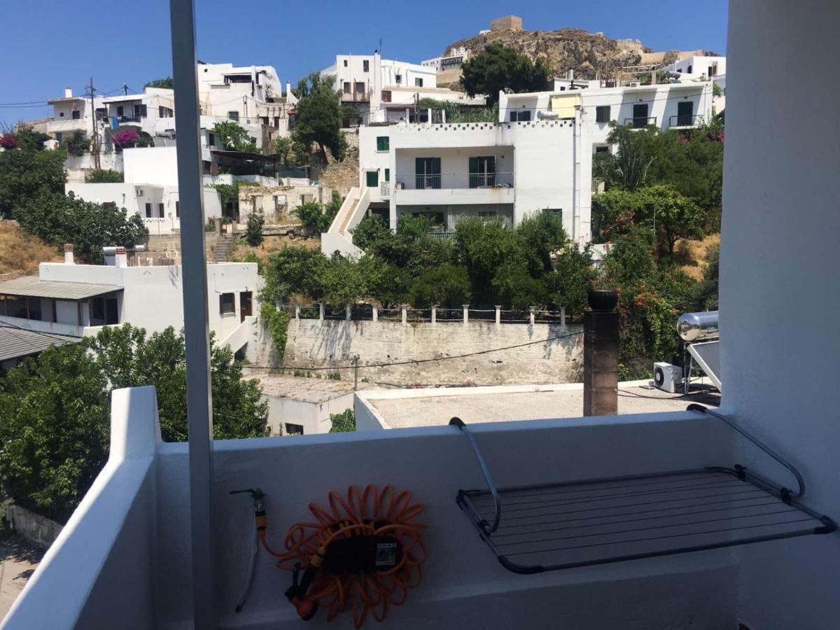 Μονοκατοικία Με Θέα Τη Χώρα Skyros Luaran gambar